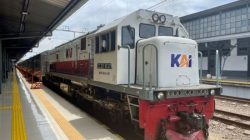 Perbandingan Harga Tiket Pesawat vs Kereta Api