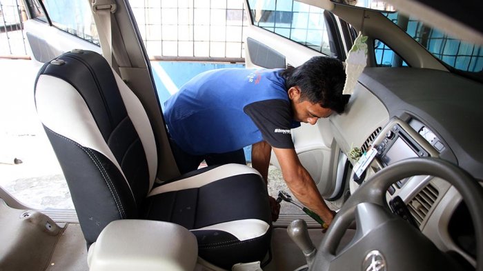 Tips Menjaga Jok Mobil Tetap Awet dan Wangi