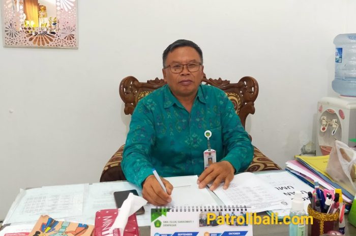 Dugaan Adanya Pungutan di SMPN 1 Baleendah, Komisi D Usulkan Bentuk Tim ... Dedi Mulyadi Usul Sekolah Terapkan SP1 untuk Pelajar Bandel