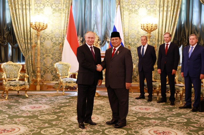 Momen Prabowo Subianto Ketemu Presiden Rusia Vladimir Putin, Bahas ... Momen Prabowo Subianto Ketemu Presiden Rusia Vladimir Putin, Bahas ...