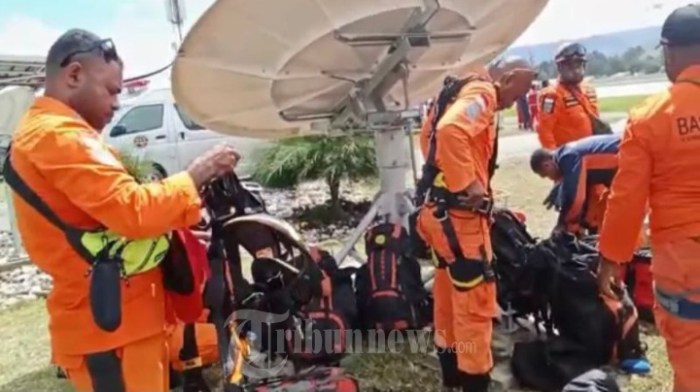 Sudah Kerahkan Helikopter, Evakuasi Pendaki Brasil di Gunung Rinjani ... Evakuasi Juliana Marins Terkendala Cuaca, Tim SAR Turun Gunung