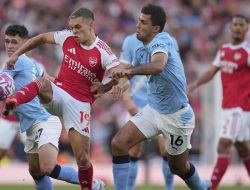 Hasil Liga Inggris Arsenal vs Manchester City Gabriel Martinelli Selamatkan Arsenal