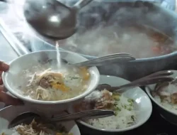 6 Bumbu Soto Daging Sapi Bening Solo dengan Kuah Jernih yang Menggugah Selera