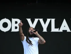 Bob Vylan Klarifikasi Tidak Rayakan Kematian Charlie Kirk Namun Akui Menghinanya