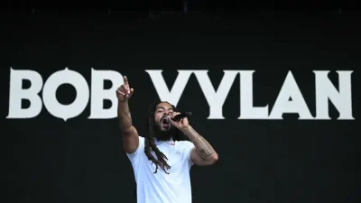 Bob Vylan Klarifikasi Tidak Rayakan Kematian Charlie Kirk Namun Akui Menghinanya