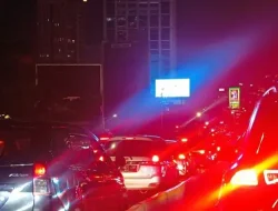 Tol Sementara Ditutup, Macet Parah dari Semanggi ke Slipi