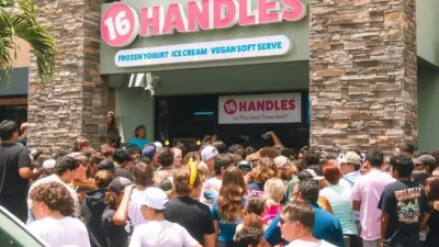 Modal Nekat, Pemuda Ini Jadi CEO Frozen Yogurt dan Punya 40 Toko di New York