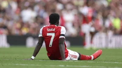 Arsenal Tidak Mendapat Penalti, Bukayo Saka Marah pada VAR