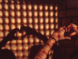 6 Ciri Introvert dan Tips Mengelolanya agar Lebih Percaya Diri