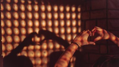 6 Ciri Introvert dan Tips Mengelolanya agar Lebih Percaya Diri