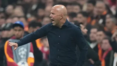 Tantangan Besar Arne Slot di Liverpool Setelah Menghadapi Dua Kekalahan Beruntun