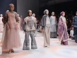 Refleksi Keindahan Indonesia dalam Koleksi KLAMBY pada PIFW 2025