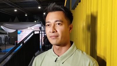 Eza Gionino Menangis Temui Anak dan Istri di Medan, Usahakan Rujuk Meski Sidang Berlanjut