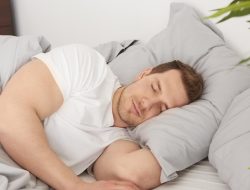 Reaksi Tubuh Saat Mimpi, Pahami Fenomena REM Sleep Behavior Disorder