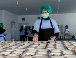 Prabowo Terbitkan Perpres Tata Kelola MBG SPPG Wajibkan Chef Terlatih dan Uji Makanan Terlebih Dahulu