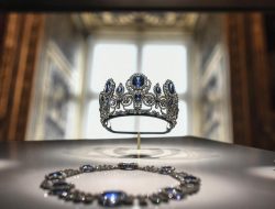 3 Berita Hari Ini: Perampok Museum Louvre Biarkan Berlian Terkutuk Seharga Hampir Rp 1 Triliun