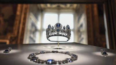 3 Berita Hari Ini: Perampok Museum Louvre Biarkan Berlian Terkutuk Seharga Hampir Rp 1 Triliun