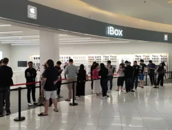 Preorder iPhone 17 Series Dipenuhi Pembeli, Antrean Mengular di Gerai