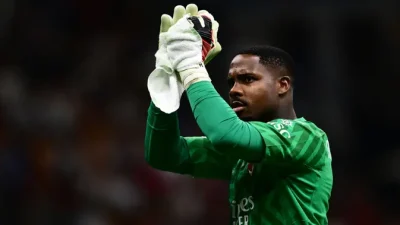 Maignan Dukung Rabiot Terkait Pertandingan AC Milan Melawan Como di Australia