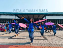 Ribuan Pengunjung Memeriahkan Petals Urban Market Keempat di Sentra Kuliner Taman Rasa