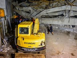 Bahaya Penggunaan Alat Berat dalam Evakuasi Korban Ponpes Ambruk Menurut Basarnas