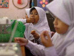 Perpres Tata Kelola MBG Selesai Sebelum Akhir Pekan Depan menurut Mensesneg