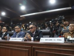 Adies Kadir Kembali Jadi Wakil Ketua DPR Tangani Masalah Tanah Warga Surabaya