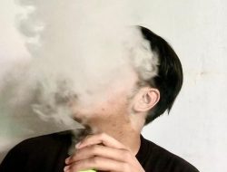 Vaping Populer di Remaja, Risiko Popcorn Lung untuk Kesehatan Paru-Paru