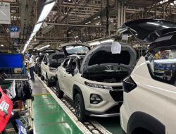 Pabrik Suzuki Cikarang Memproduksi Satu Mobil Baru Setiap 2,1 Menit