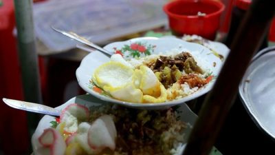 6 Rekomendasi Tempat Makan Gultik di Jakarta Enak untuk Tahun 2025