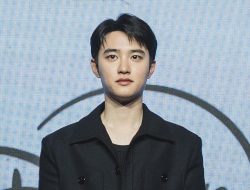 D.O Resmi Gabung ke Blitzway Entertainment, Isu Saham 50 Persen Perusahaan Soosoo