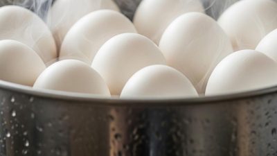 5 Cara Mengukus Telur Agar Tidak Pecah dan Mudah Dikupas Dijamin Berhasil