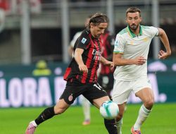 Tampil Heroik Melawan Roma, Mike Maignan Minta Milan Jangan Bermimpi Terlalu Banyak