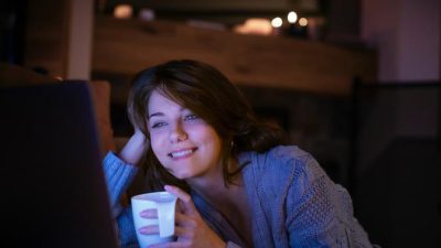 14 Rekomendasi Film Terbaik Tema Benci Jadi Cinta Komedi Romantis dan Drama Klasik