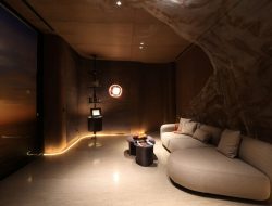 Pengalaman Luxury Cruise 2025 di Plaza Indonesia Kolaborasi 10 Desainer Terkenal