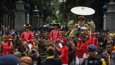Konflik Dua Saudara dalam Perebutan Takhta di Keraton Surakarta