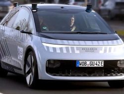 Uji Coba Robotaxi Tanpa Setir dan Pedal oleh Volkswagen