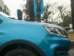 China Mulai 2026 Terapkan Aturan Konsumsi Energi Mobil Listrik Pertama di Dunia