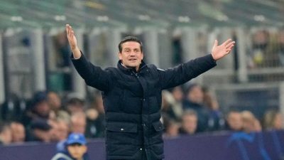 Chivu Murka Sebut Wirtz Diving dan VAR Tidak Mengerti Sepak Bola
