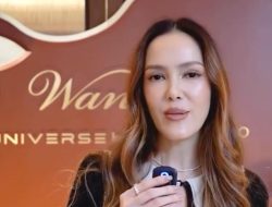 Cathy Sharon dan Sabrina Chairunnisa Bergabung dengan Wanda Ponika di Kampanye Mode untuk NTT