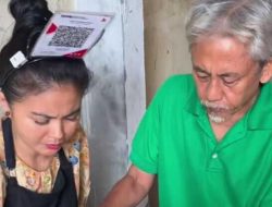 Potret Kenangan Epy Kusnandar dan Istri Jualan Jukut Goreng Sederhana Bersama