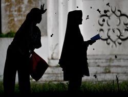 Ziarah Tak Berujung Dua Puluh Satu Tahun Korban Tsunami Aceh