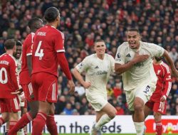 Manchester United Incar Pemain Nottingham Forest Selain Elliot Anderson