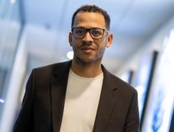 Liam Rosenior Jadi Pelatih Chelsea, Pesan Penting dari John Terry