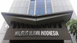 Hukum Buang Sampah ke Sungai, Danau, dan Laut Sangat Dilarang