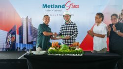 Hotel Bekasi Metland Smara Tutup Atap Bintang Empat Bisnis 169 Kamar