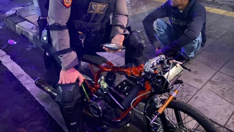 5 Pemuda Ditangkap Diduga Ingin Balapan di Pulogadung