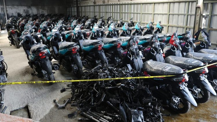 Asal Usul Motor Ilegal yang Digerebek Polisi di Gudang Jaksel