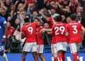 Kekalahan Blues di Markas Sendiri