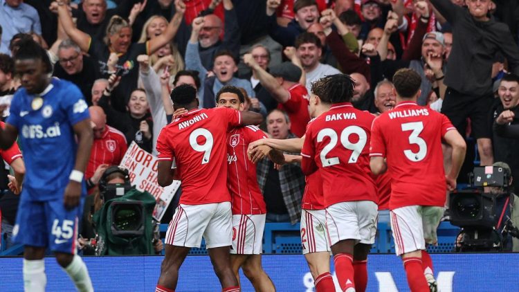 Kekalahan Blues di Markas Sendiri